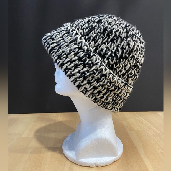 Hand Crafted Crochet Hat - Picture 3 of 6